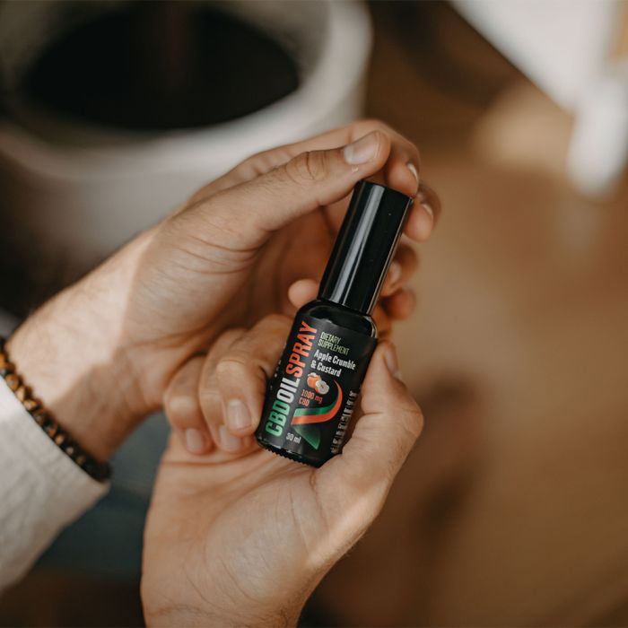 CBD Oil Spray Apple Crumble & Custard 